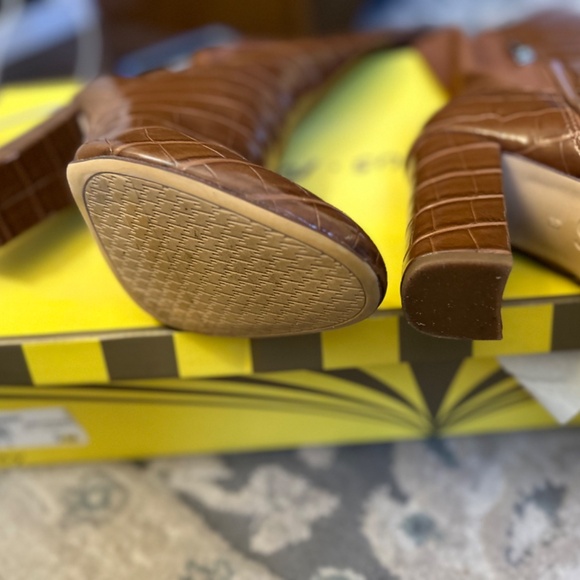 Croc effect boots - Picture 4 of 10